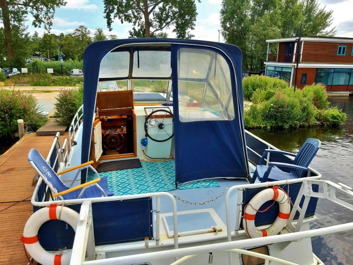 Motor Yacht Amstelle Hotel Amsterdam Ngoại thất bức ảnh