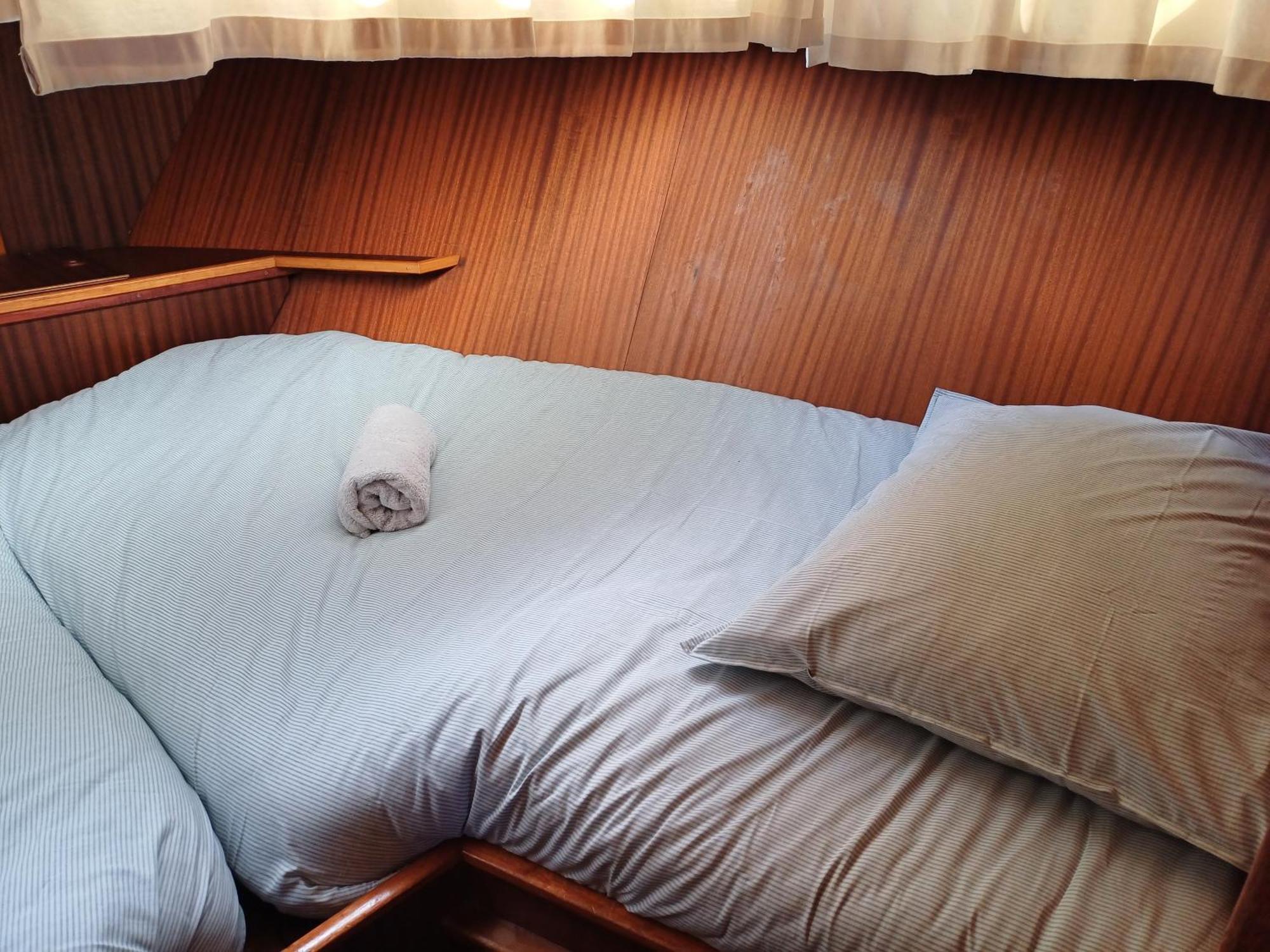 Motor Yacht Amstelle Hotel Amsterdam Ngoại thất bức ảnh